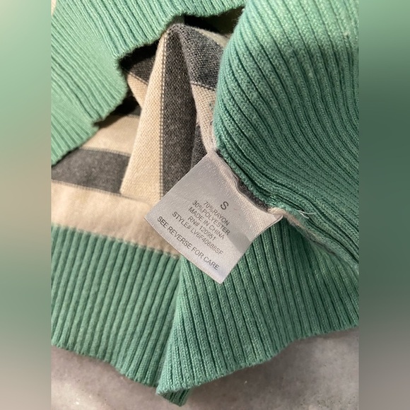 Olive & Oak Size S Striped Pullover Sweater Gray Cream Mint Ribbed Contrast - Picture 12 of 12